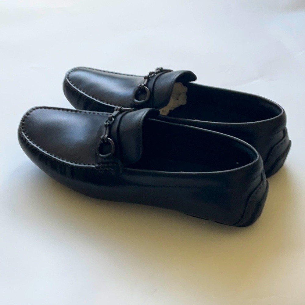 Kenneth Cole Black Loafers for Stylish Comfort size 9